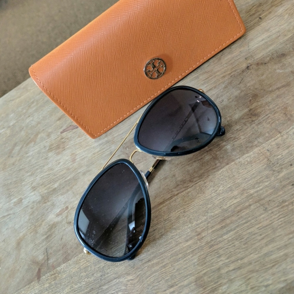 Tory Burch Aviators